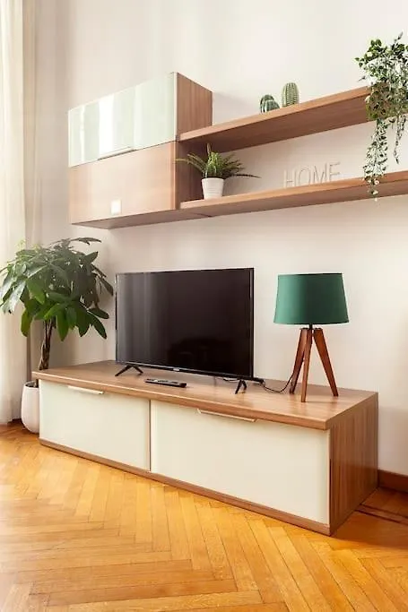 Appartement Duomo-San Babila-Tribunale Wifi-Netflix Milaan